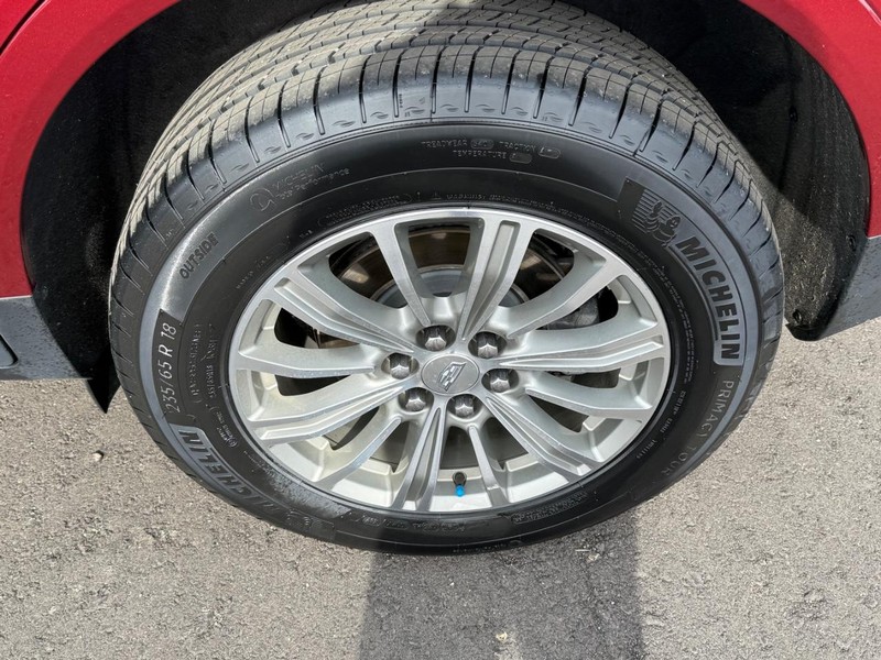 Cadillac XT5 Vehicle Image 07