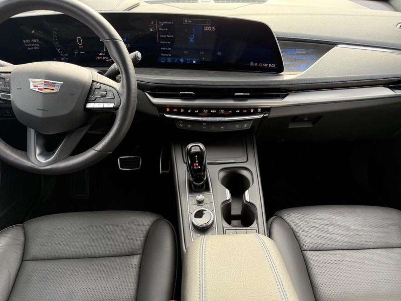 Cadillac XT4 Vehicle Image 10