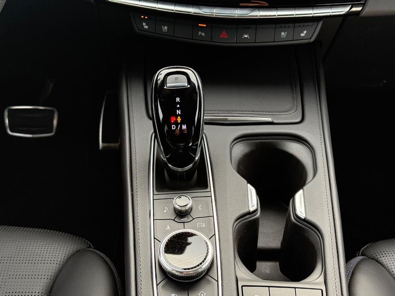 Cadillac XT4 Vehicle Image 12