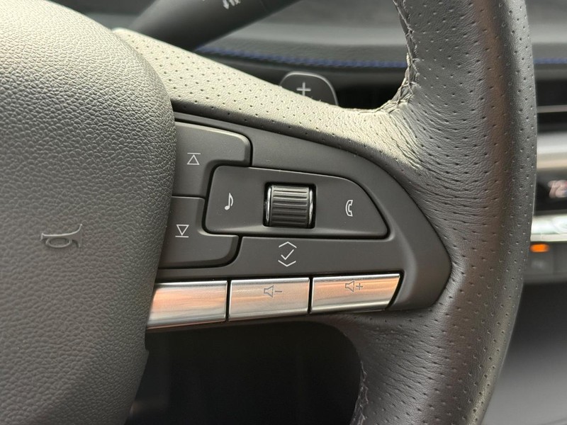 Cadillac XT4 Vehicle Image 18