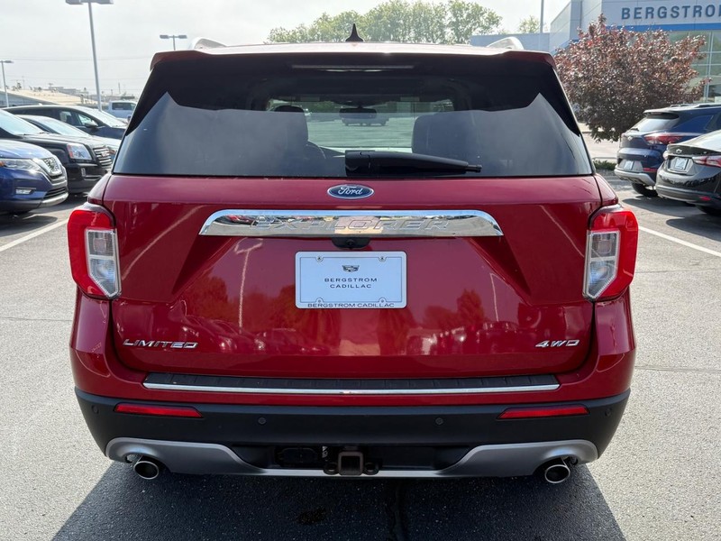 Ford Explorer Vehicle Image 04