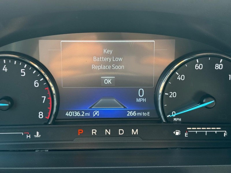 Ford Explorer Vehicle Image 18