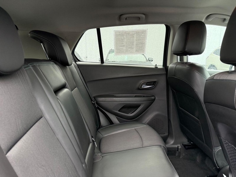 Chevrolet Trax Vehicle Image 09