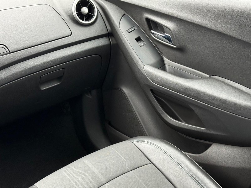 Chevrolet Trax Vehicle Image 14