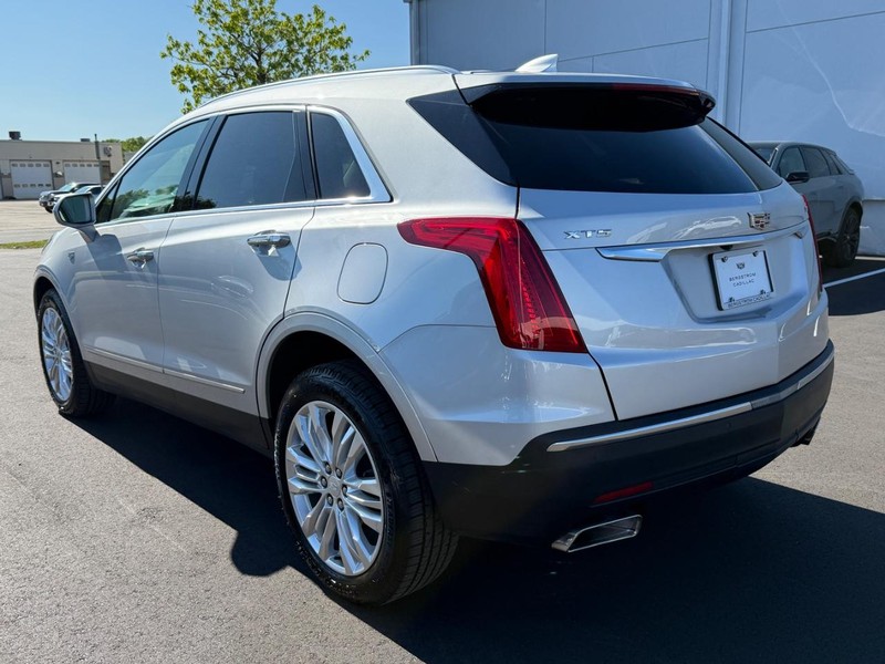 Cadillac XT5 Vehicle Image 06