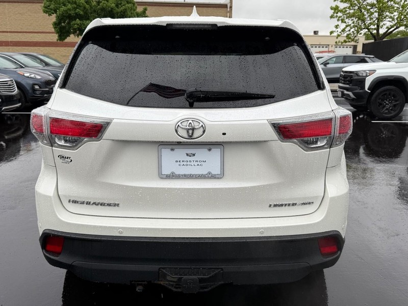 Toyota Highlander Vehicle Image 04