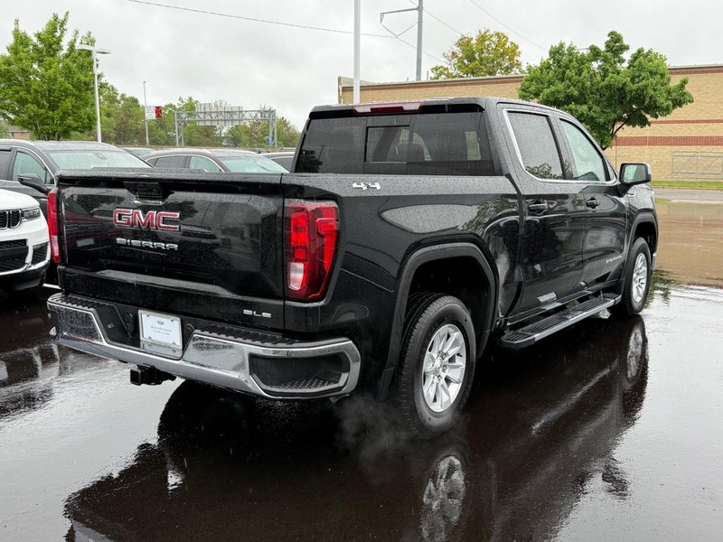 GMC Sierra 1500 Vehicle Image 03