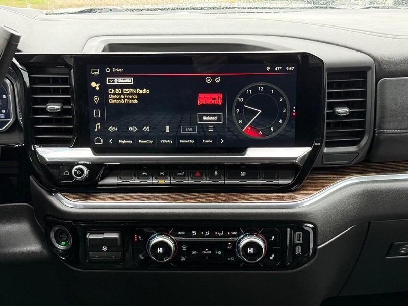 GMC Sierra 1500 Vehicle Image 11