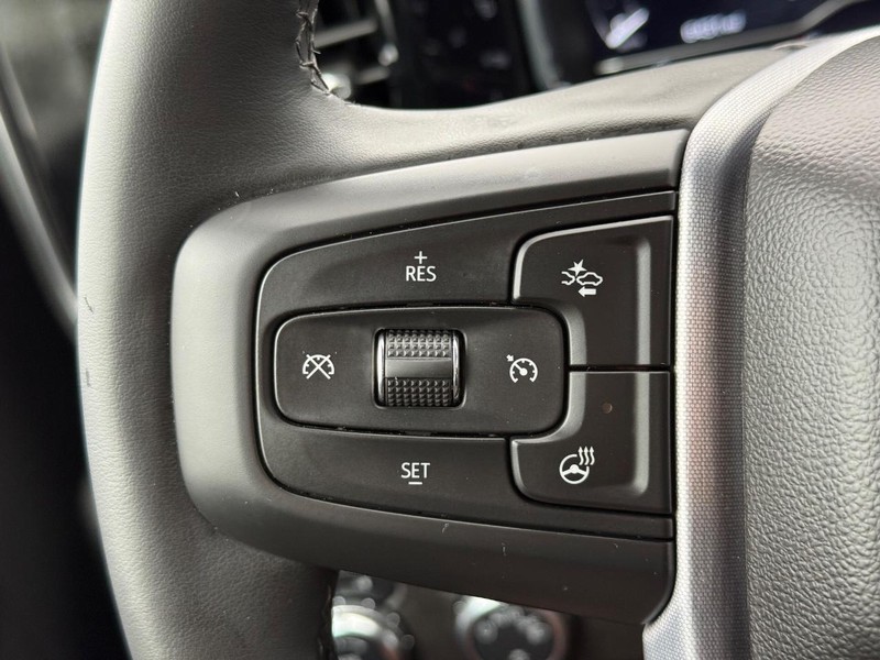 GMC Sierra 1500 Vehicle Image 14