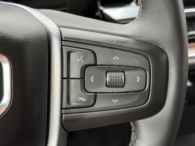 GMC Sierra 1500 Vehicle Image 15
