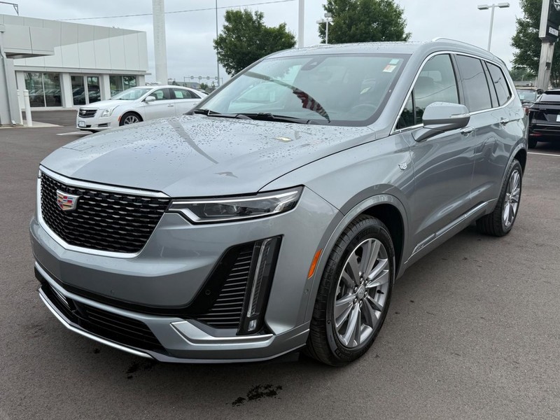 Cadillac XT6 Vehicle Image 08
