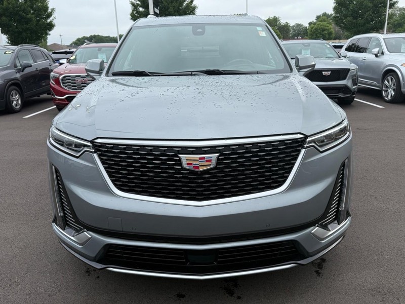 Cadillac XT6 Vehicle Image 09