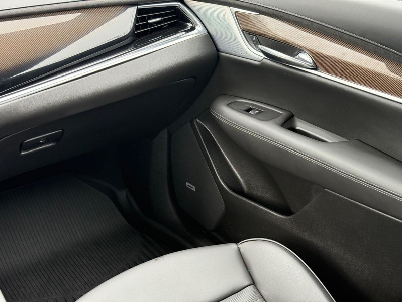 Cadillac XT6 Vehicle Image 15