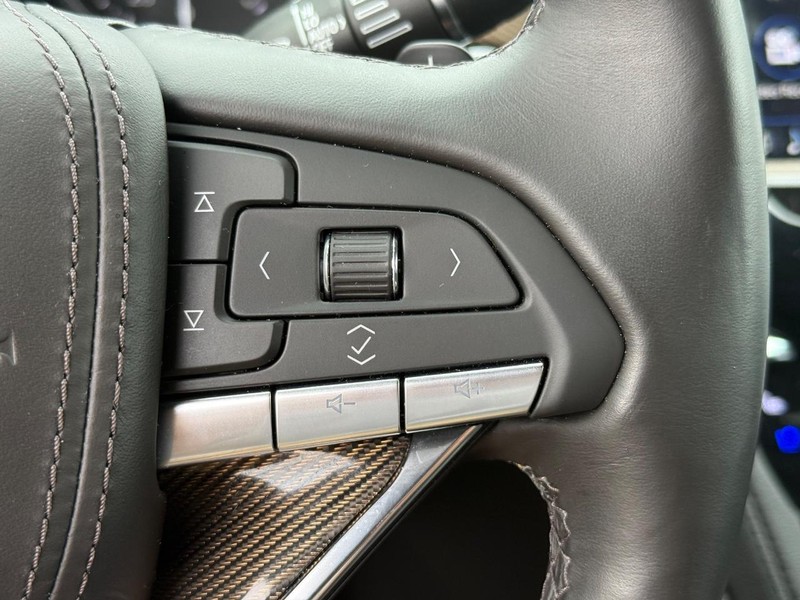 Cadillac XT6 Vehicle Image 18