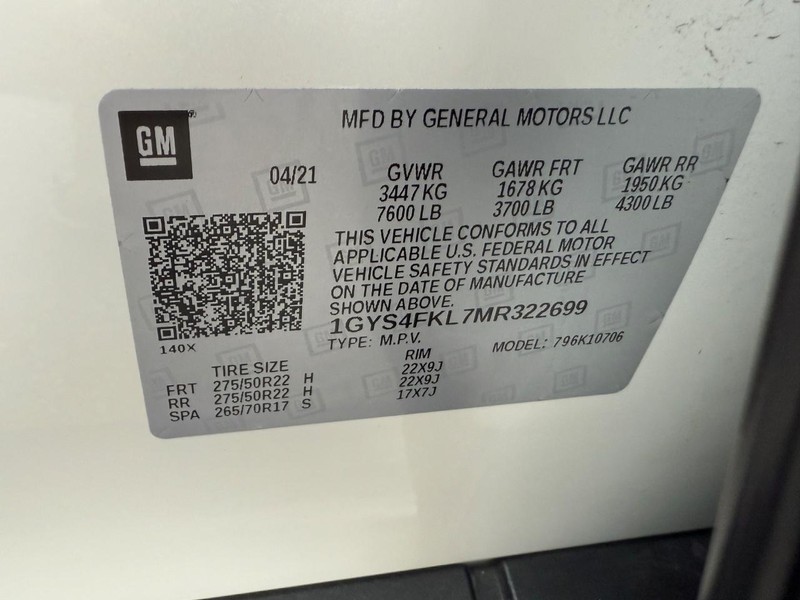 Cadillac Escalade Vehicle Image 27