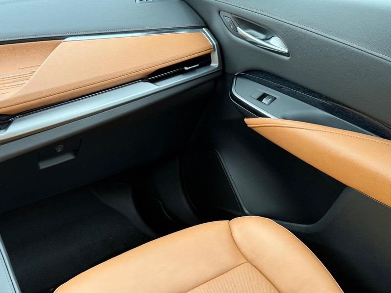 Cadillac XT4 Vehicle Image 15