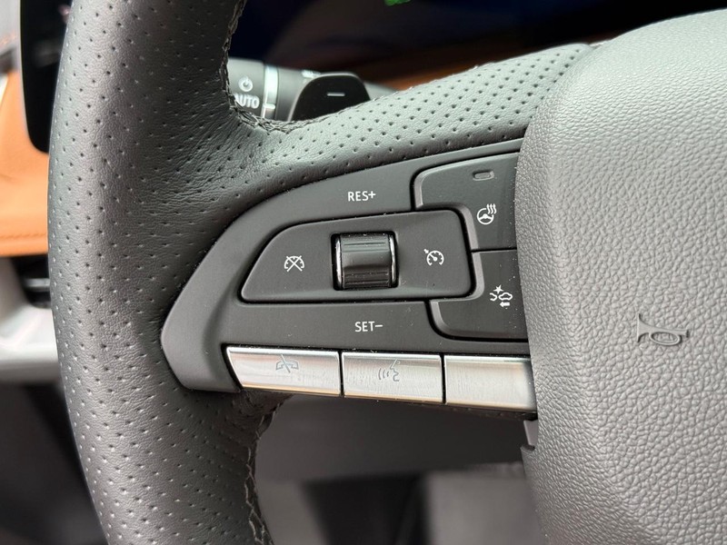 Cadillac XT4 Vehicle Image 17