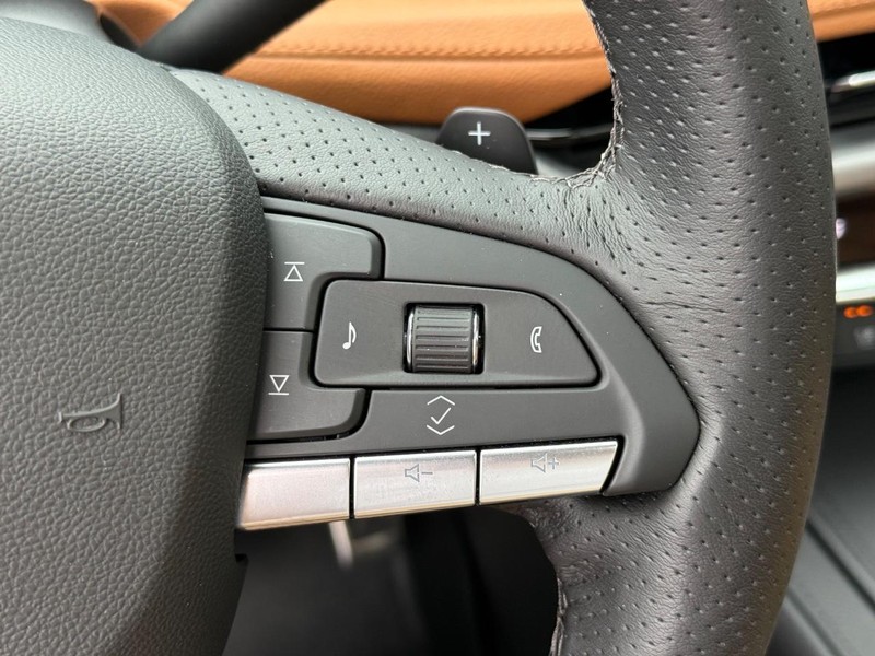 Cadillac XT4 Vehicle Image 18