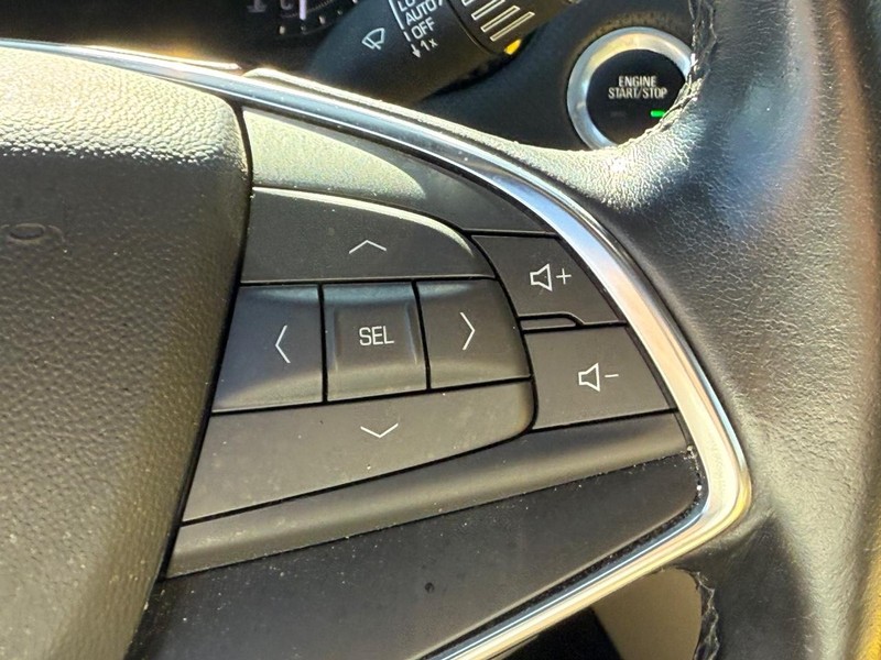 Cadillac XT5 Vehicle Image 19