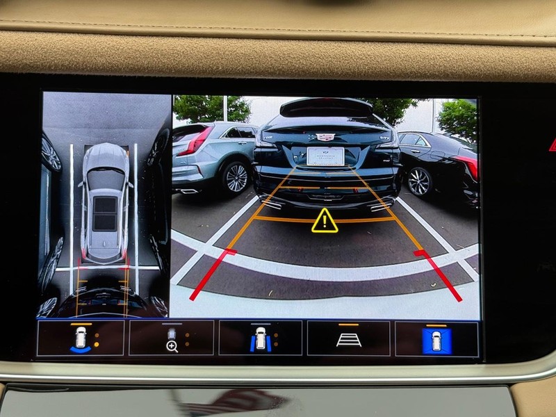 Cadillac XT5 Vehicle Image 20