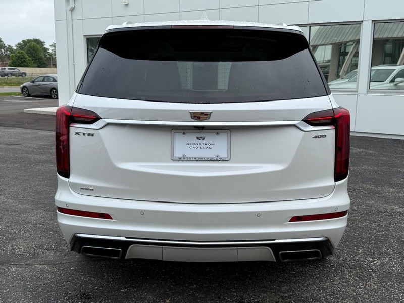 Cadillac XT6 Vehicle Image 04