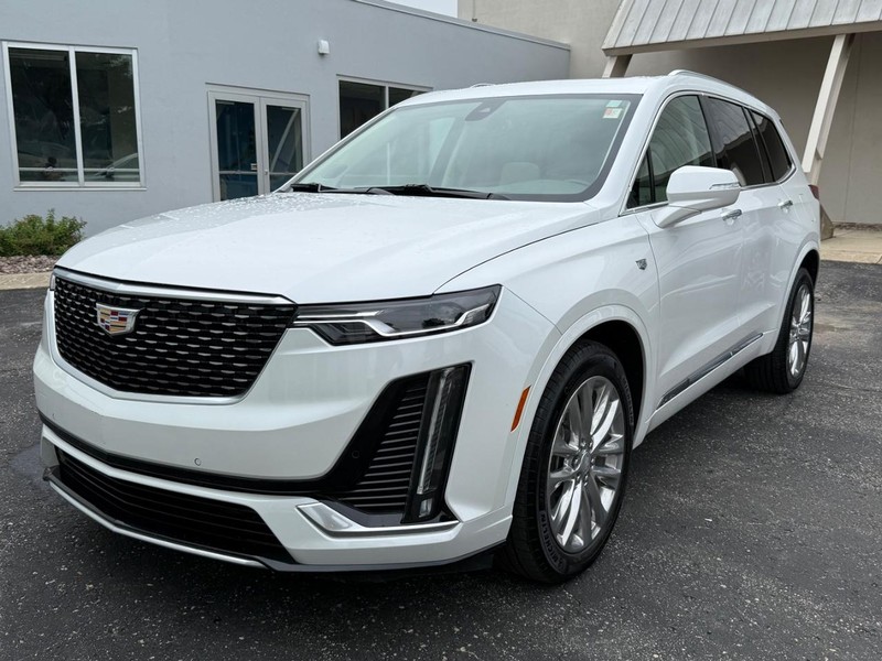 Cadillac XT6 Vehicle Image 08