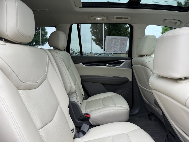 Cadillac XT6 Vehicle Image 10