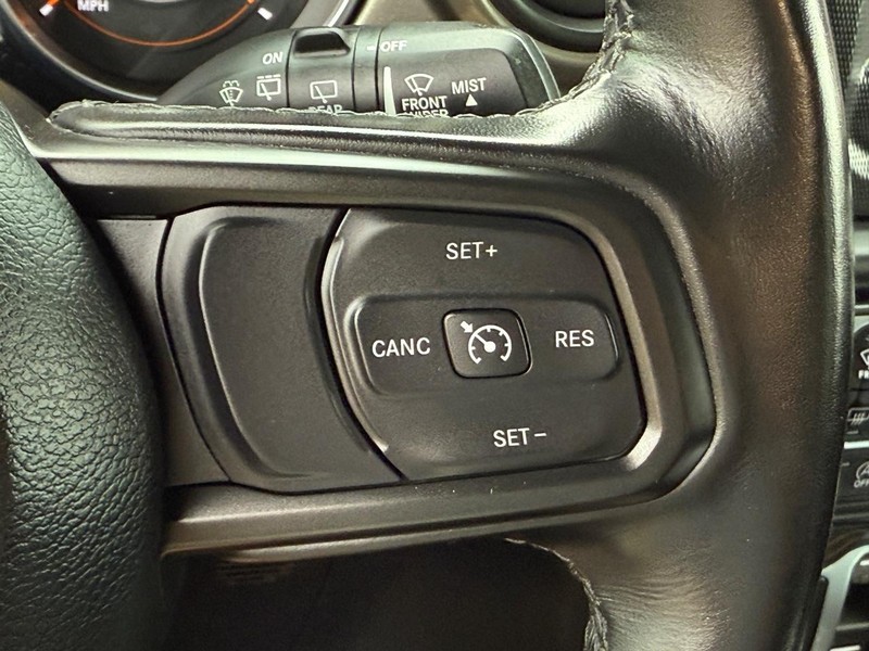 Jeep Wrangler Vehicle Image 17