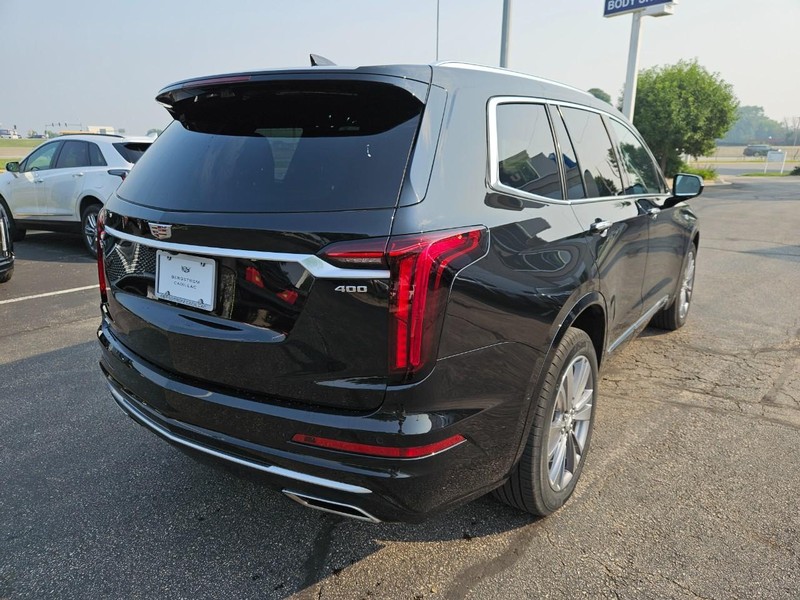 Cadillac XT6 Vehicle Image 03