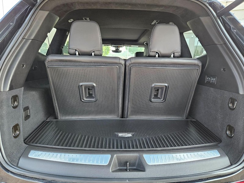 Cadillac XT6 Vehicle Image 05