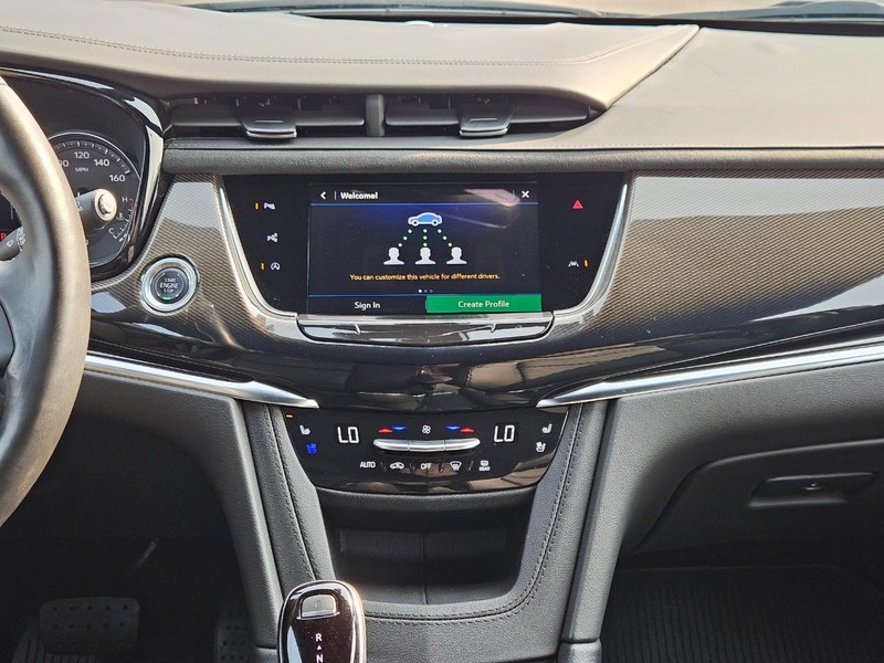 Cadillac XT6 Vehicle Image 13