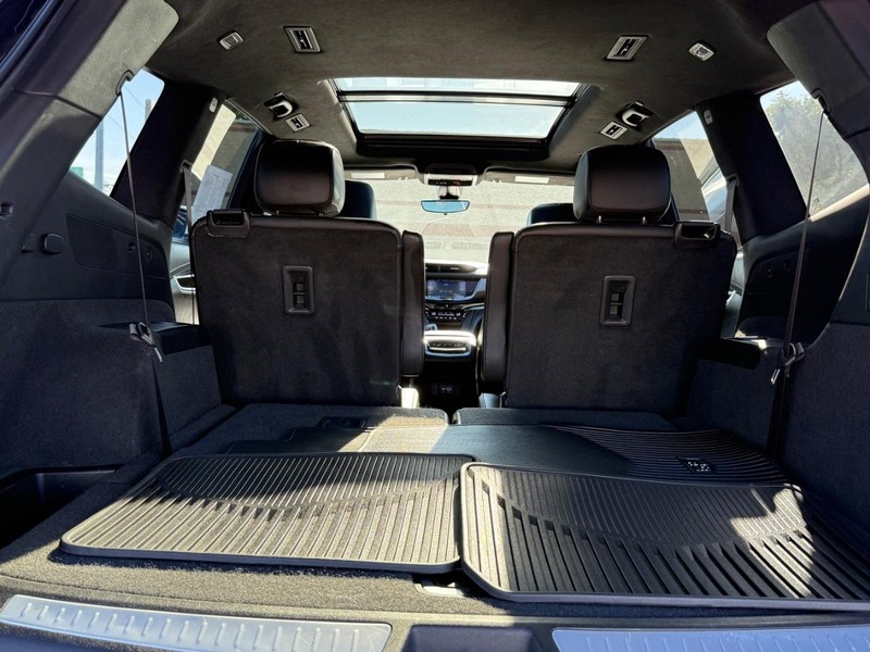 Cadillac XT6 Vehicle Image 05