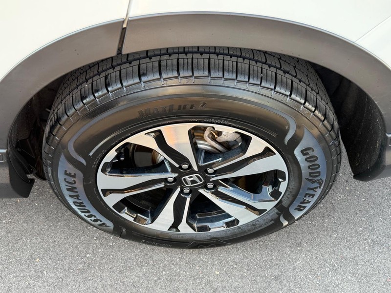 Honda CR-V Vehicle Image 07