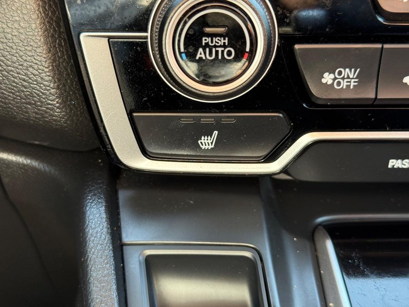 Honda CR-V Vehicle Image 20