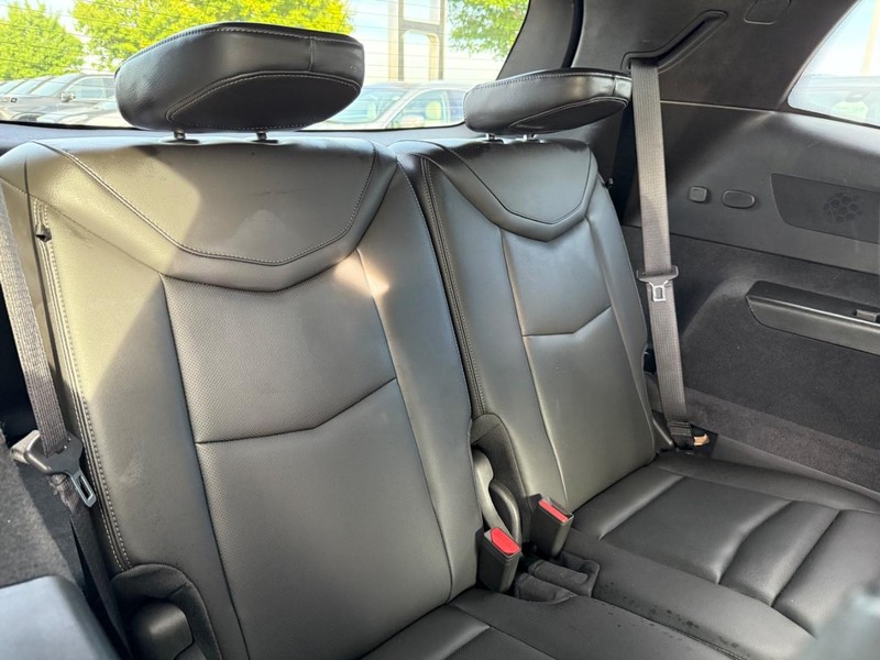 Cadillac XT6 Vehicle Image 11