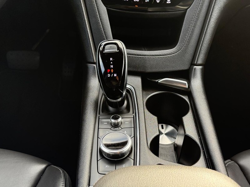 Cadillac XT6 Vehicle Image 14