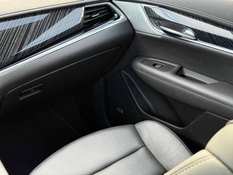 Cadillac XT6 Vehicle Image 16