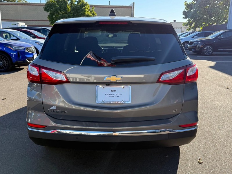 Chevrolet Equinox Vehicle Image 04