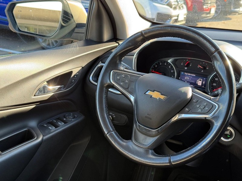 Chevrolet Equinox Vehicle Image 14