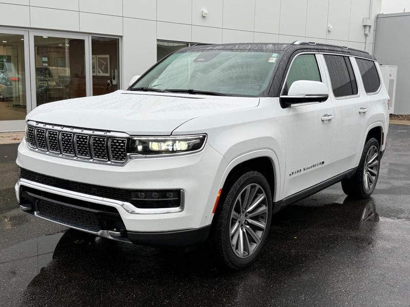 Jeep Grand Wagoneer Vehicle Image 07