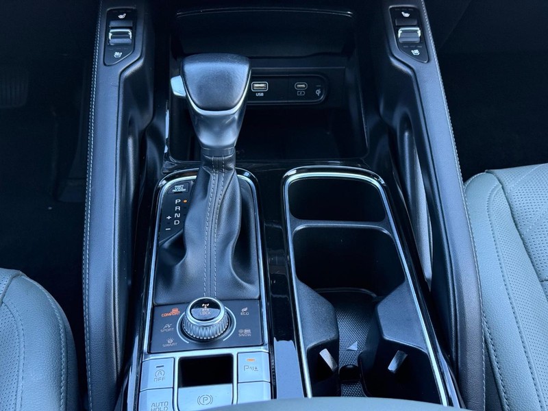 Kia Telluride Vehicle Image 14