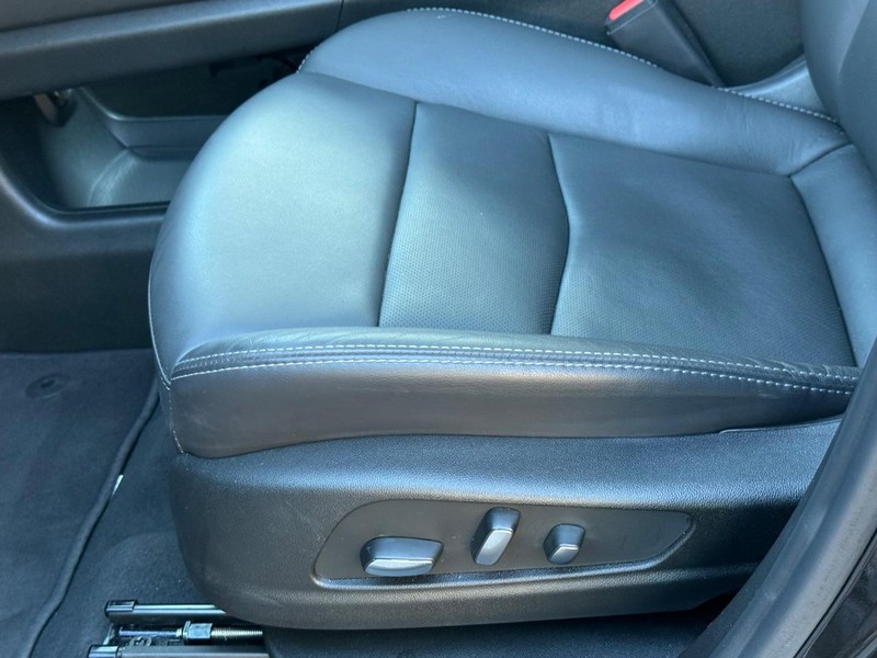 Cadillac XT5 Vehicle Image 23