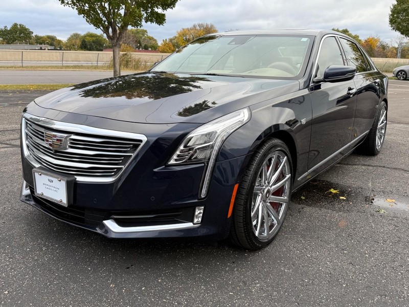 Cadillac CT6 Vehicle Image 08