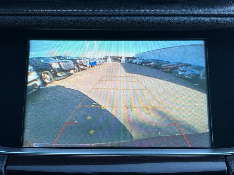 Cadillac XT5 Vehicle Image 21