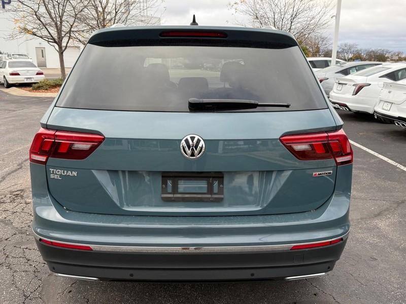 Volkswagen Tiguan Vehicle Image 04