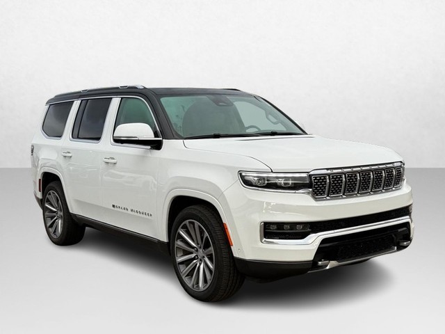 2022 Jeep Grand Wagoneer Series II's photo