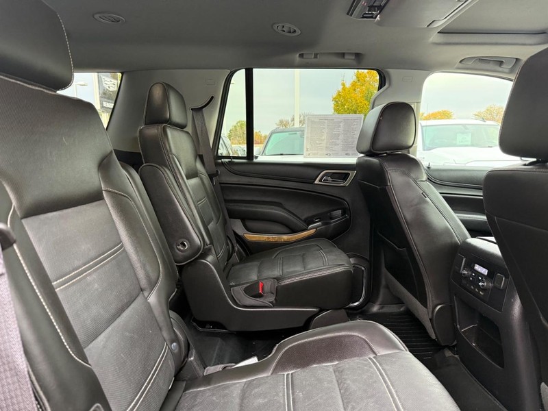 GMC Yukon Vehicle Image 10