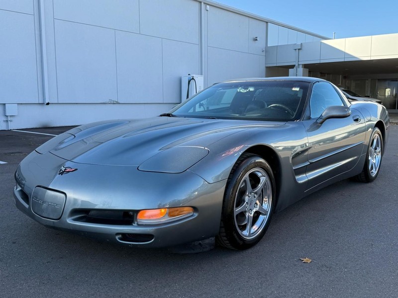 Chevrolet Corvette Vehicle Image 08