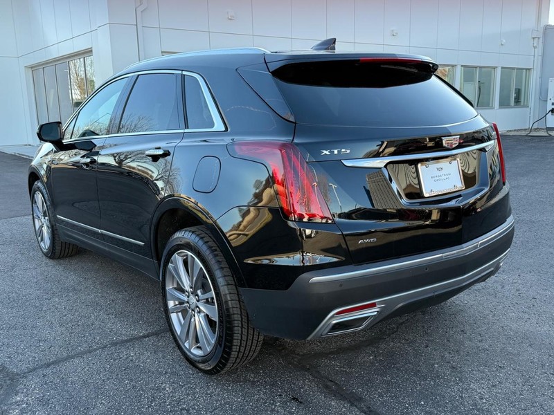 Cadillac XT5 Vehicle Image 06