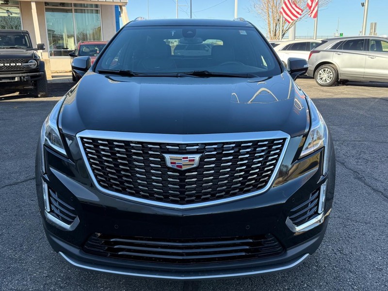 Cadillac XT5 Vehicle Image 09